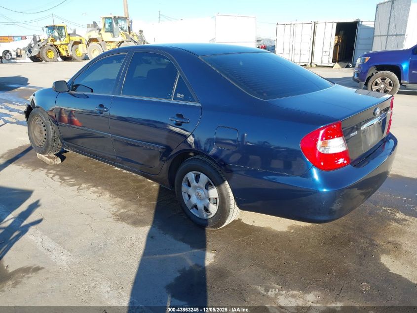 2004 Toyota Camry Le