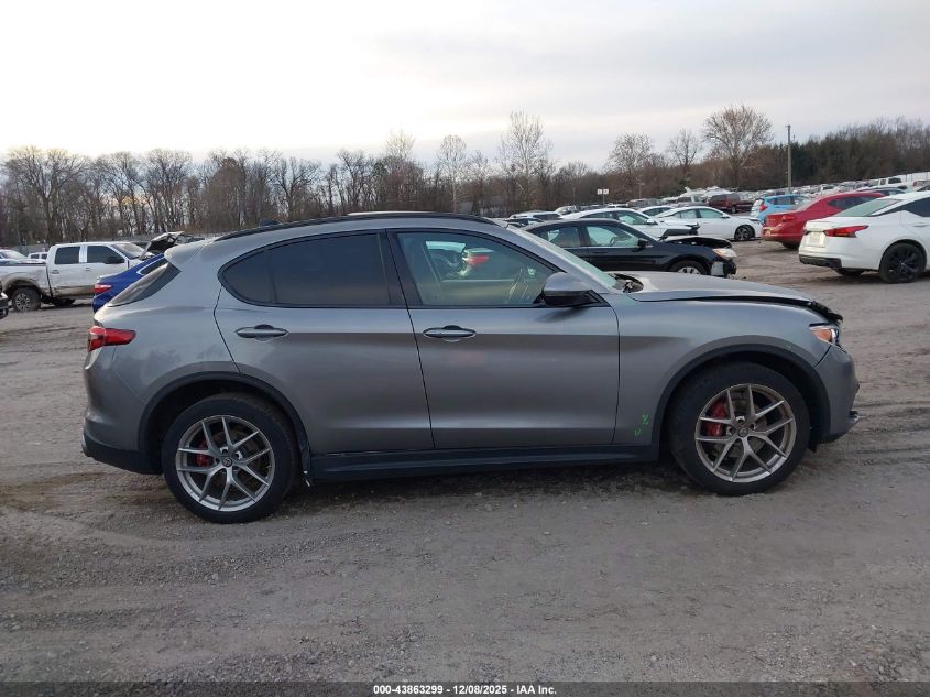2018 Alfa Romeo Stelvio Sport Awd VIN: ZASFAKPN5J7B95758 Lot: 43863299