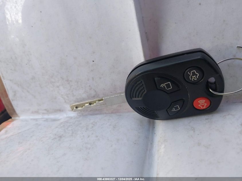 2015 Ford Escape Se VIN: 1FMCU0GXXFUC64070 Lot: 43863327