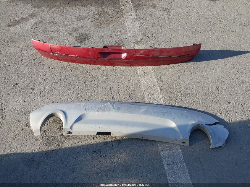 2015 Ford Escape Se VIN: 1FMCU0GXXFUC64070 Lot: 43863327