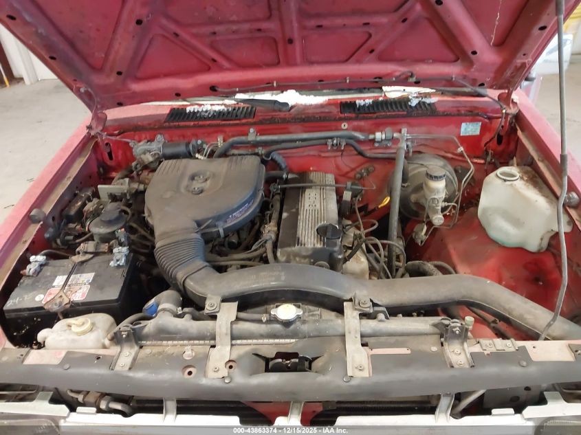 1996 Nissan Truck Xe VIN: 1N6SD11S7TC301366 Lot: 43863374