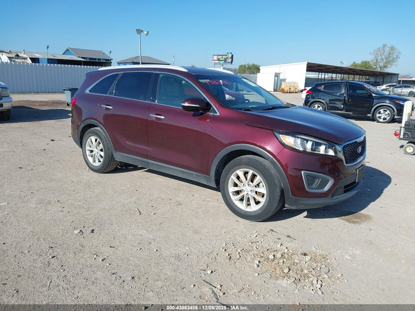 5XYPG4A30HG268532 2017 KIA SORENTO photo no. 2
