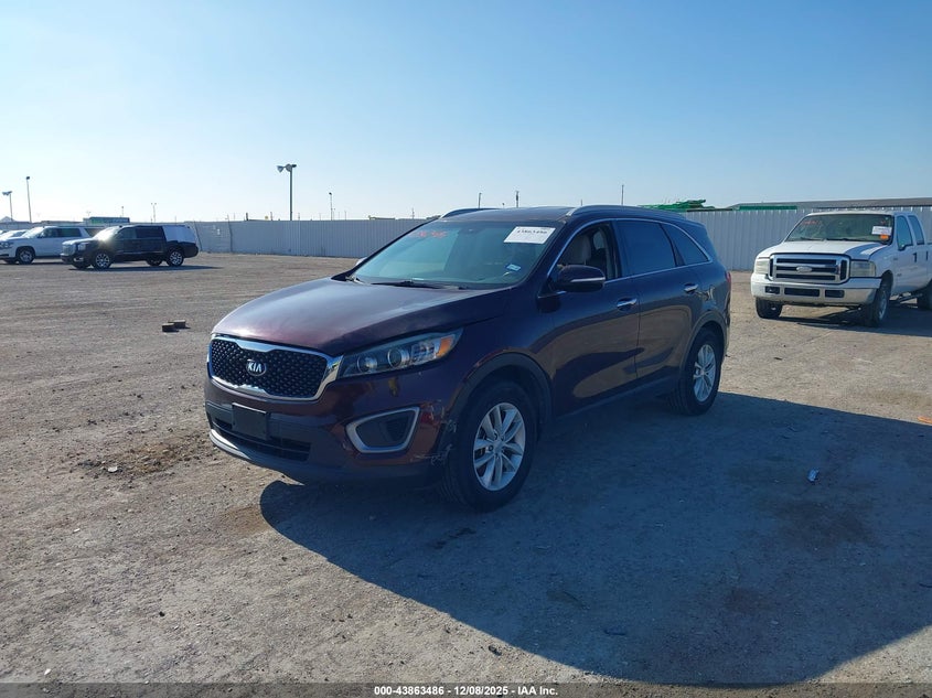 5XYPG4A30HG268532 2017 KIA SORENTO photo no. 2
