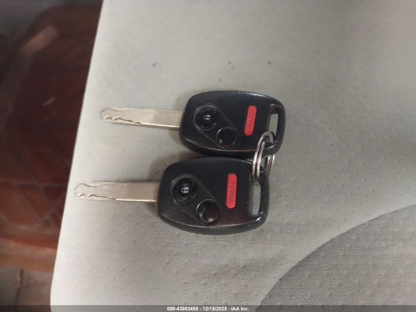 2006 Honda Odyssey Lx VIN: 5FNRL38246B111540 Lot: 43863489