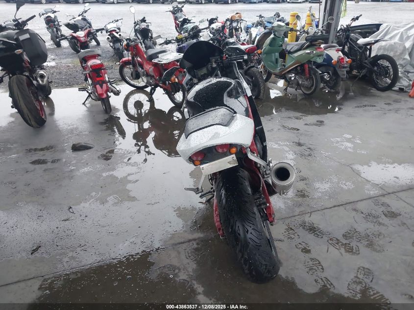 2001 Honda Cbr600 F4 VIN: JH2PC35111M202212 Lot: 43863537