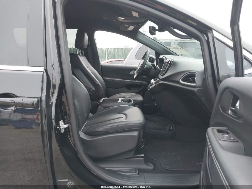 2025 Chrysler Pacifica - 2C4RC1BG8SR506456