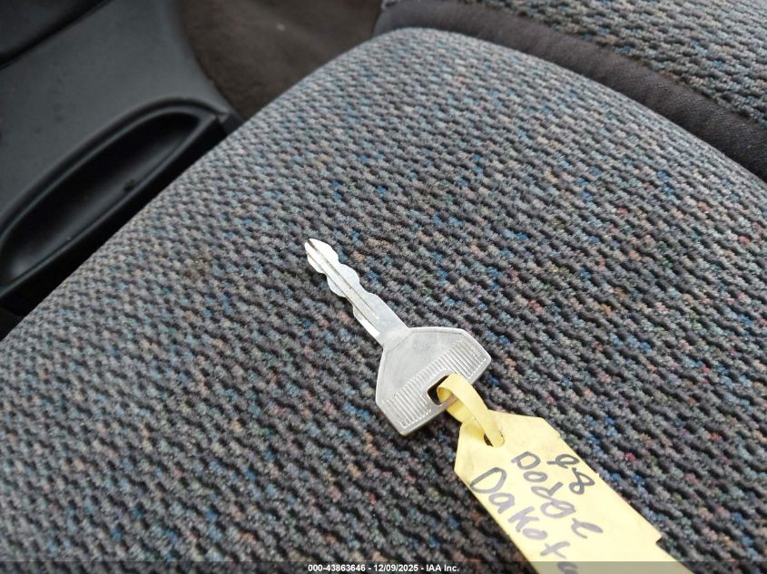 1998 Dodge Dakota Slt/Sport VIN: 1B7FL22P3WS538986 Lot: 43863646