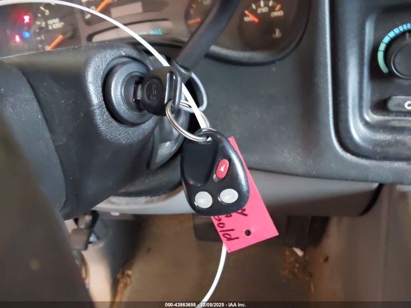 2004 Chevrolet Tahoe Lt VIN: 1GNEC13Z44R243011 Lot: 43863656