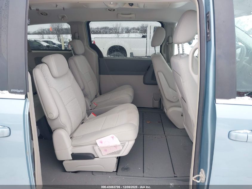 2008 Chrysler Town & Country Touring VIN: 2A8HR54P28R113200 Lot: 43863706