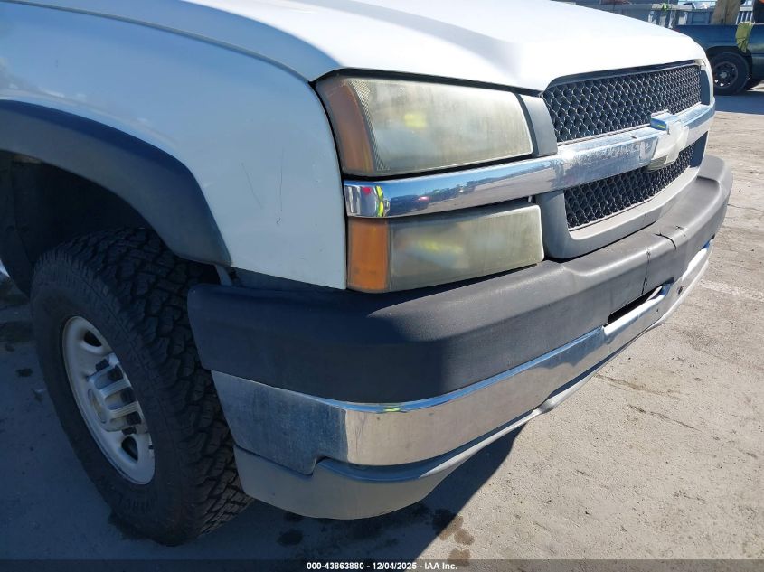 2004 Chevrolet Silverado 2500Hd Work Truck VIN: 1GCHC29U24E138269 Lot: 43863880