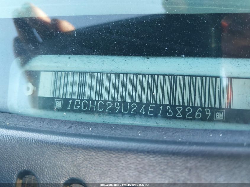 2004 Chevrolet Silverado 2500Hd Work Truck VIN: 1GCHC29U24E138269 Lot: 43863880