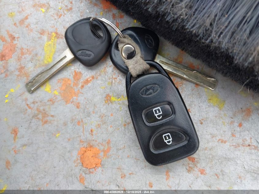 2012 Hyundai Tucson Gls VIN: KM8JUCAC4CU371402 Lot: 43863926