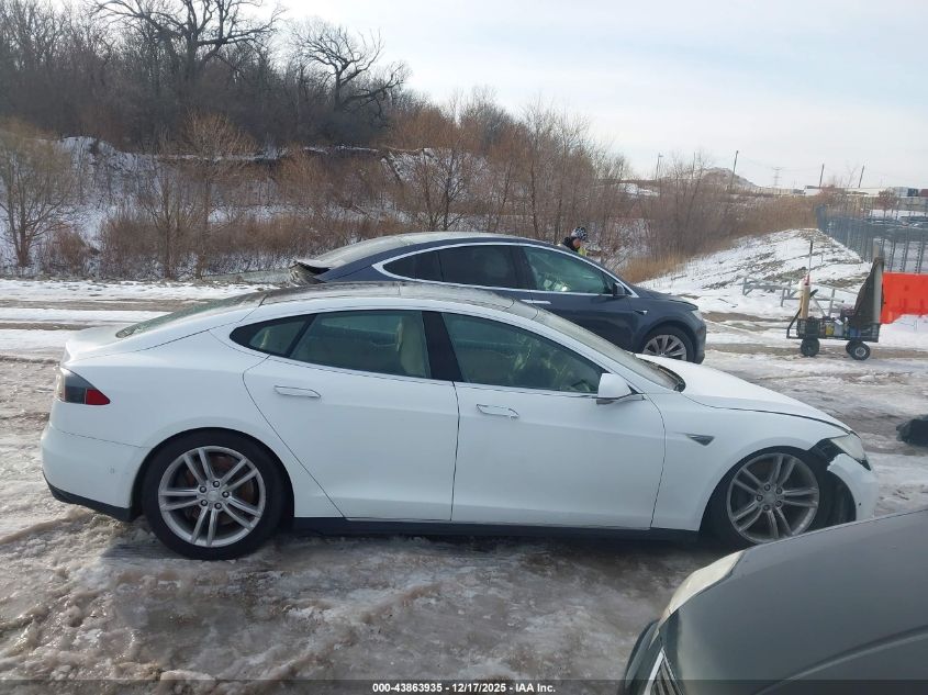 2015 Tesla Model S 60/70/85 VIN: 5YJSA1S13FFP77011 Lot: 43863935