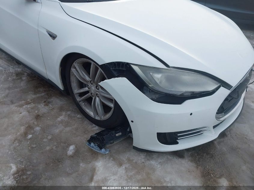2015 Tesla Model S 60/70/85 VIN: 5YJSA1S13FFP77011 Lot: 43863935