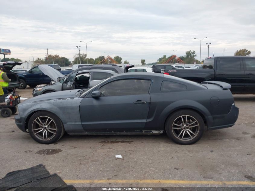 2005 Ford Mustang Gt Deluxe/Gt Premium VIN: 1ZVFT82H155169020 Lot: 43863940