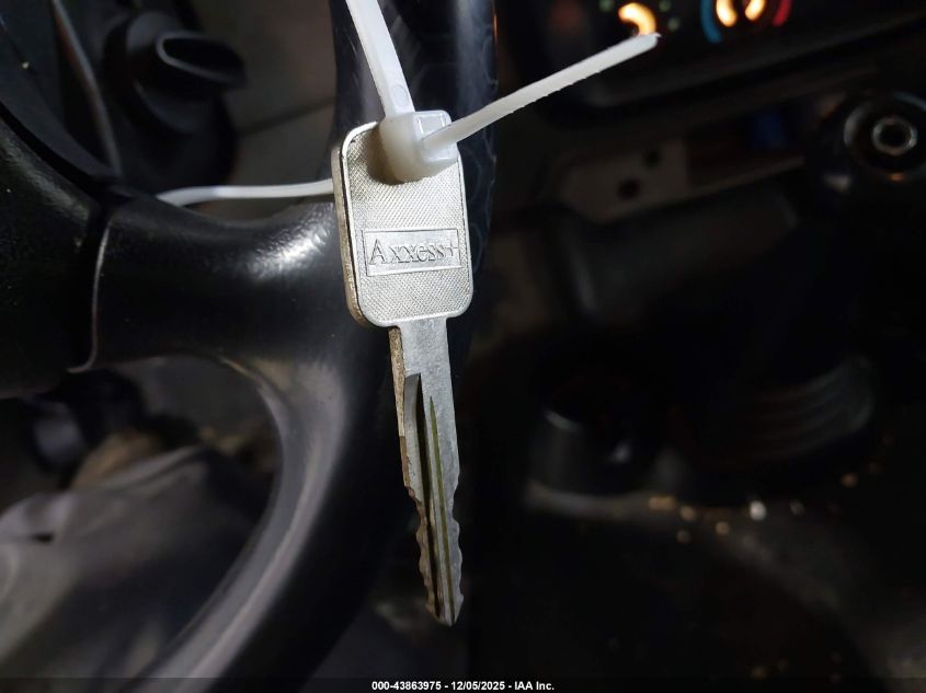 2000 Ford Ranger Xl/Xlt VIN: 1FTYR10C3YPA13577 Lot: 43863975