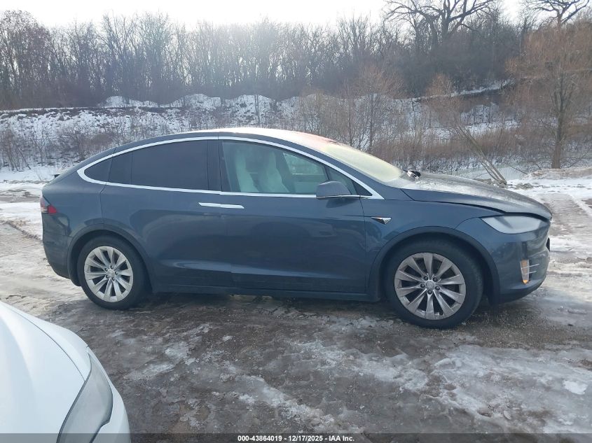 2017 Tesla Model X 100D/75D/90D VIN: 5YJXCAE25HF059113 Lot: 43864019