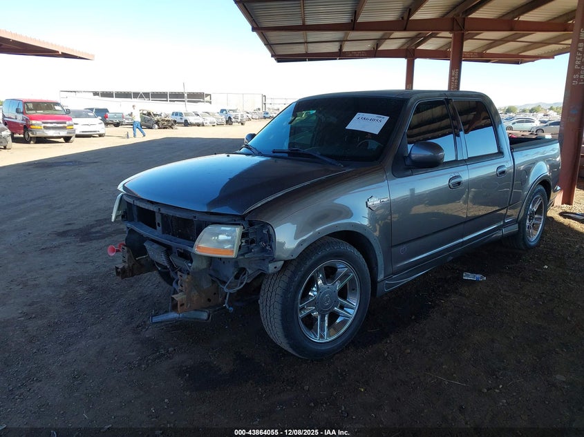 1FTRW07372KD87062 2002 FORD F-150 photo no. 2