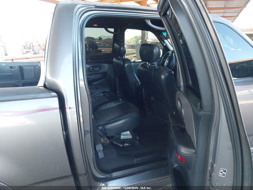 1FTRW07372KD87062 2002 FORD F-150 photo no. 8