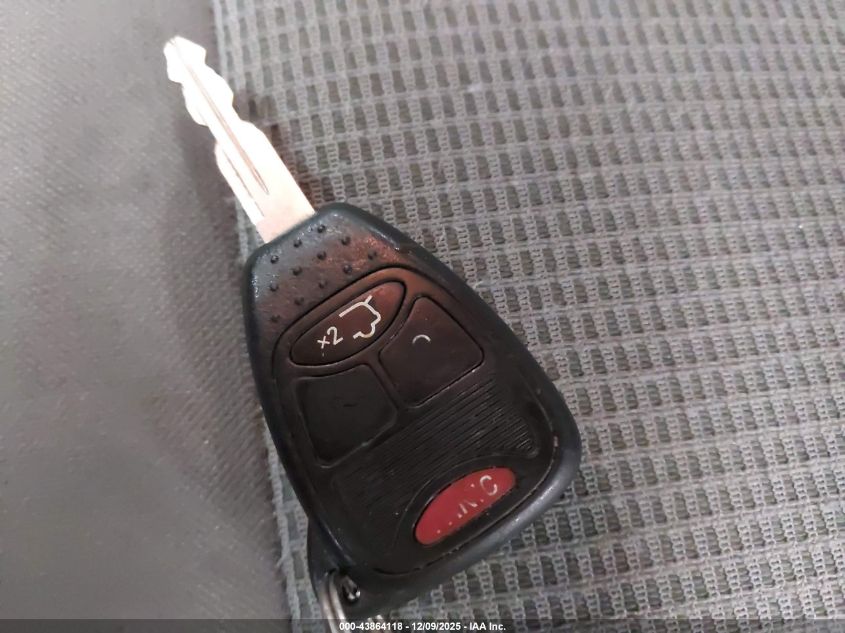 2008 Jeep Liberty Sport VIN: 1J8GN28K78W159939 Lot: 43864118