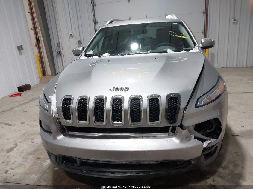 2017 Jeep Cherokee Latitude 4X4 VIN: 1C4PJMCB4HW587764 Lot: 43864176