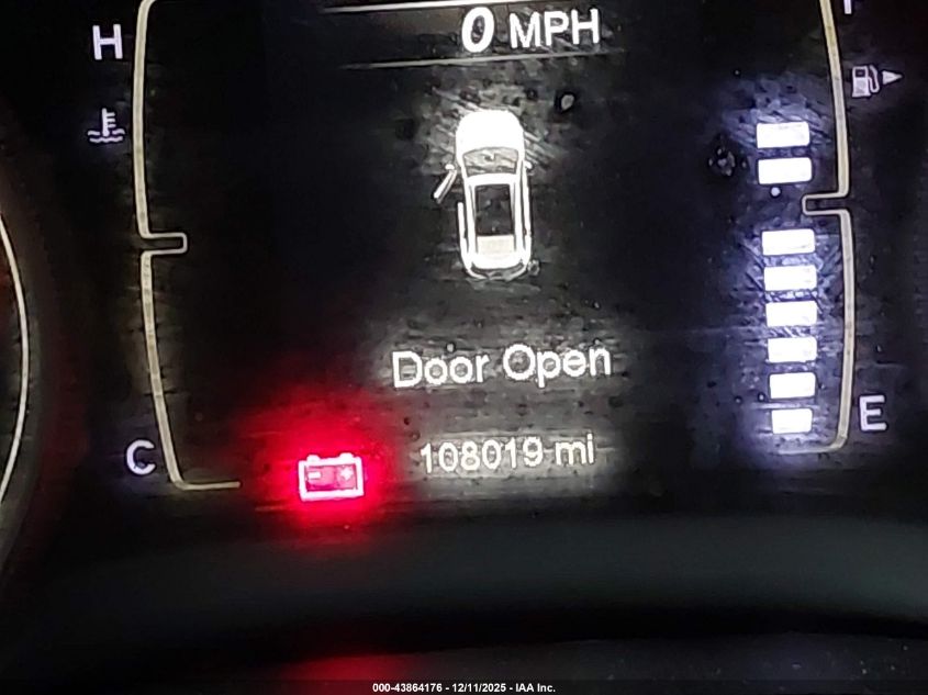 2017 Jeep Cherokee Latitude 4X4 VIN: 1C4PJMCB4HW587764 Lot: 43864176