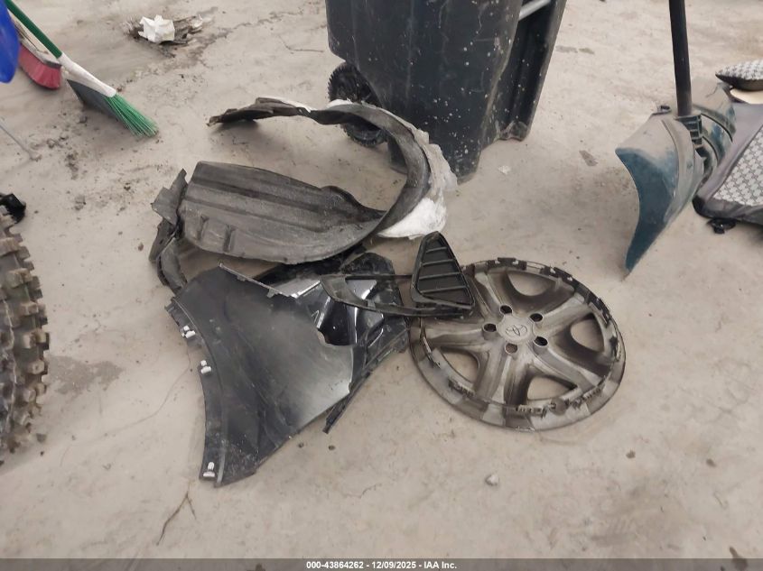 2018 Toyota Rav4 Le VIN: JTMBFREV1JJ205368 Lot: 43864262