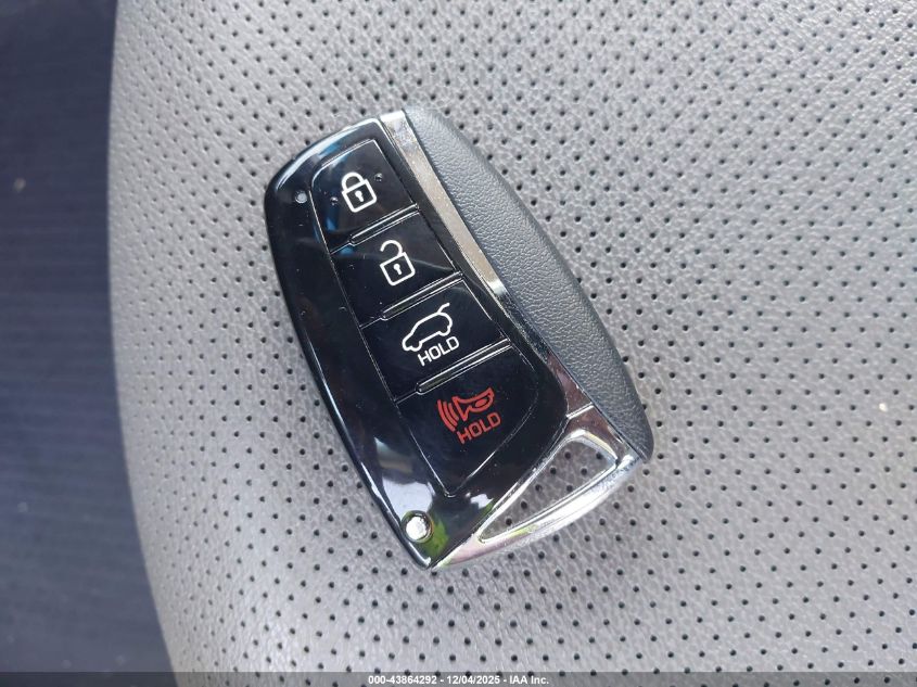 2017 Hyundai Santa Fe Sport 2.4L VIN: 5XYZU3LB6HG447299 Lot: 43864292