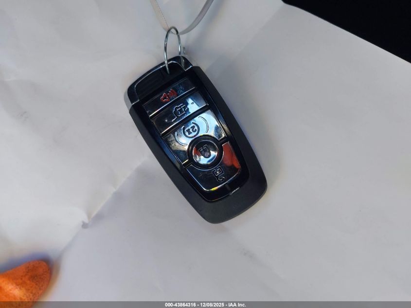 2025 Lincoln Aviator Reserve VIN: 5LM5J7XC2SGL02632 Lot: 43864316