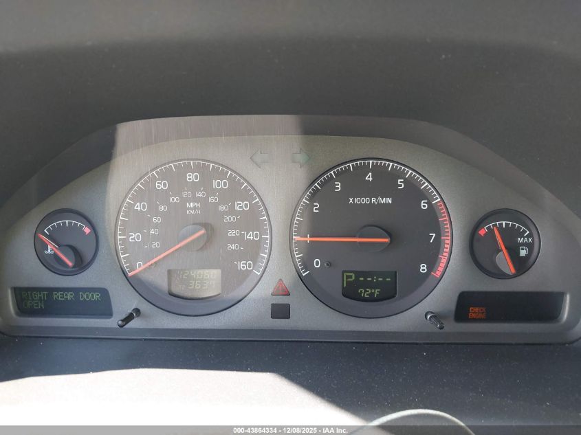 2002 Volvo S60 2.4T VIN: YV1RS58D122134135 Lot: 43864334