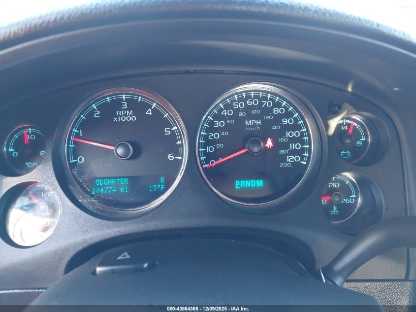 2011 Chevrolet Tahoe Lt VIN: 1GNSKBE07BR261770 Lot: 43864365