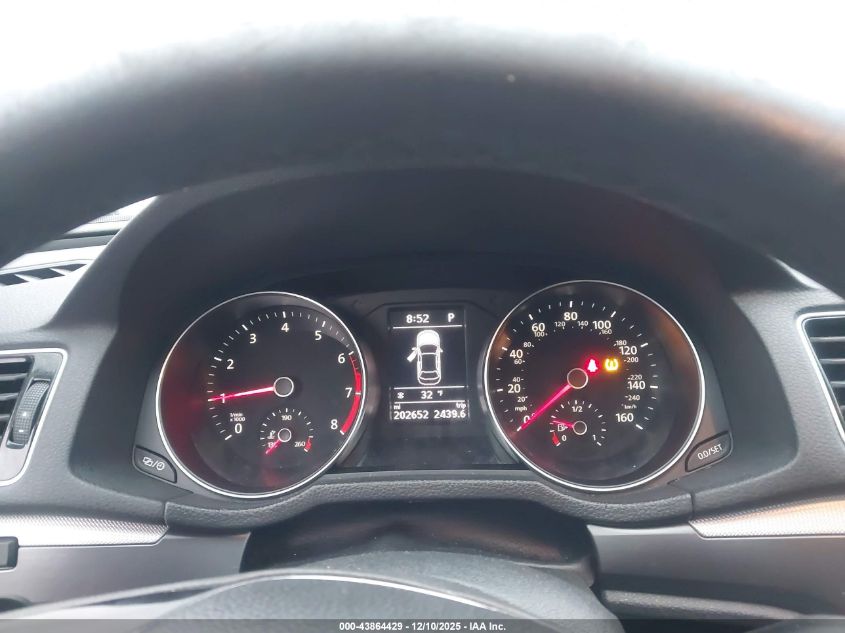 2016 Volkswagen Passat 1.8T R-Line VIN: 1VWAS7A32GC045866 Lot: 43864429