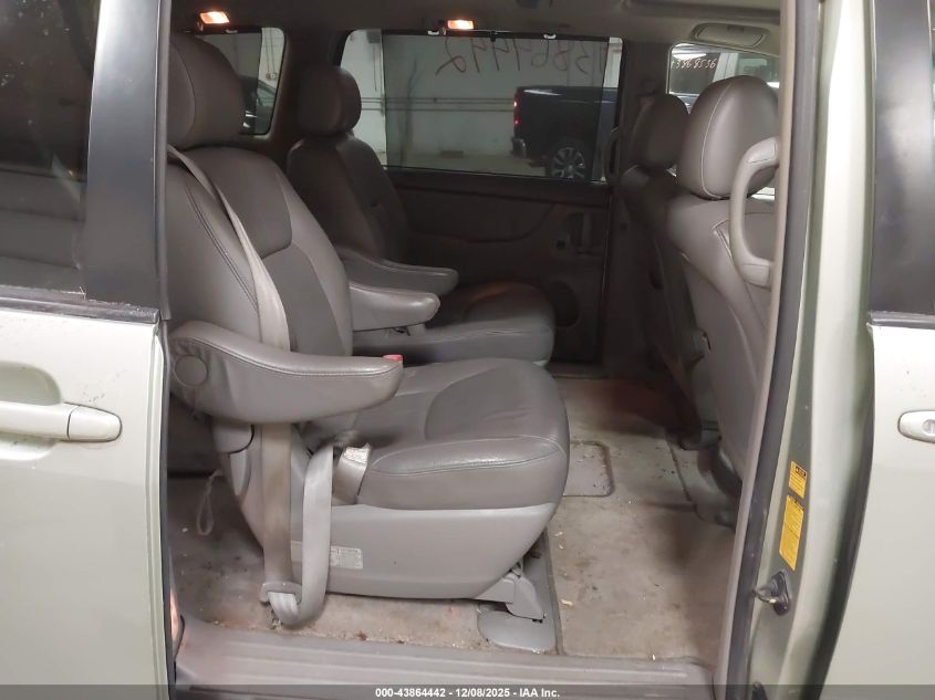 2008 Toyota Sienna Limited VIN: 5TDBK22C68S017979 Lot: 43864442