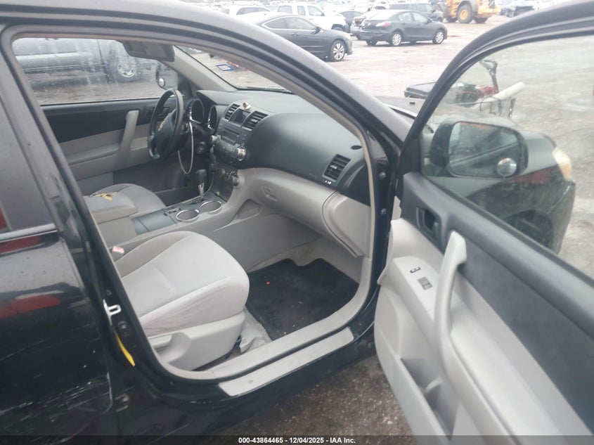 JTEDS41A282046340 2008 TOYOTA HIGHLANDER photo no. 5
