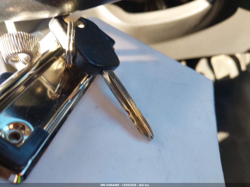 2004 Ford Focus Zx3 VIN: 3FAFP31Z74R128140 Lot: 43864469