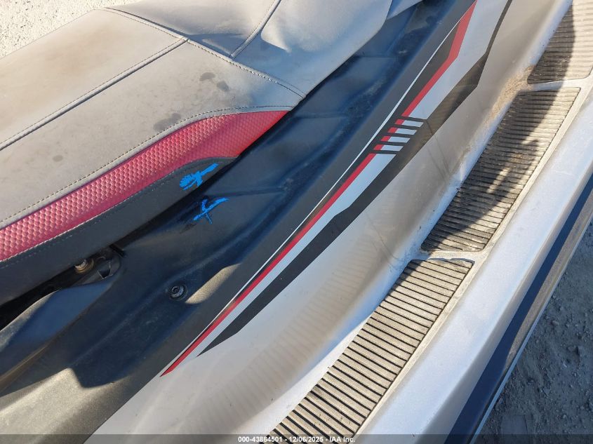 2017 Yamaha Waverunner VIN: YAMA0437L617 Lot: 43864501