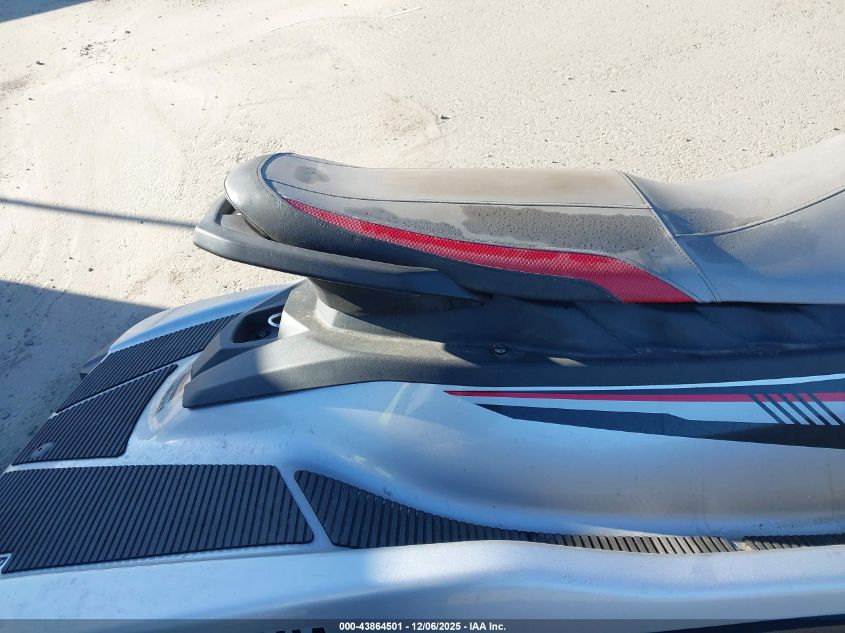 2017 Yamaha Waverunner VIN: YAMA0437L617 Lot: 43864501