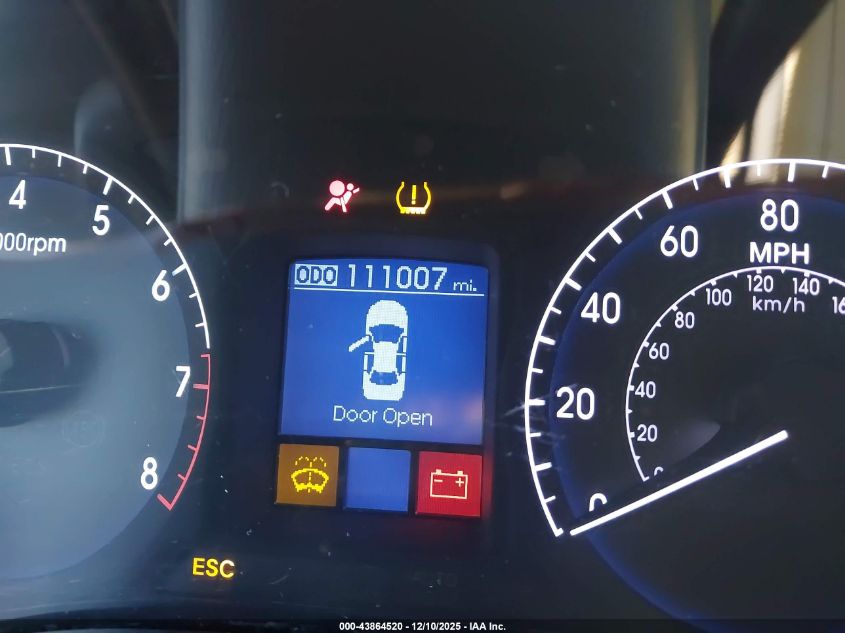 2014 Hyundai Genesis 3.8 VIN: KMHGC4DD4EU262609 Lot: 43864520