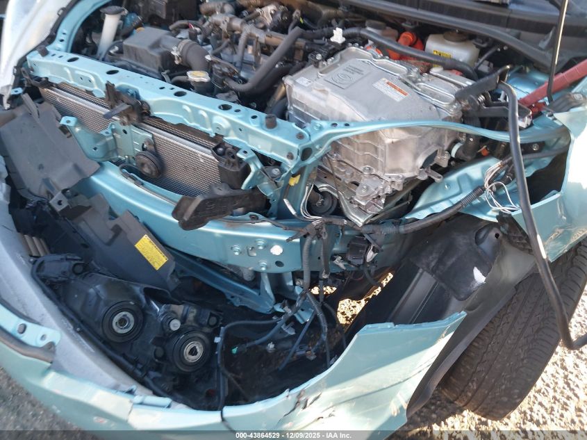 2013 Toyota Prius C Four VIN: JTDKDTB39D1048988 Lot: 43864529