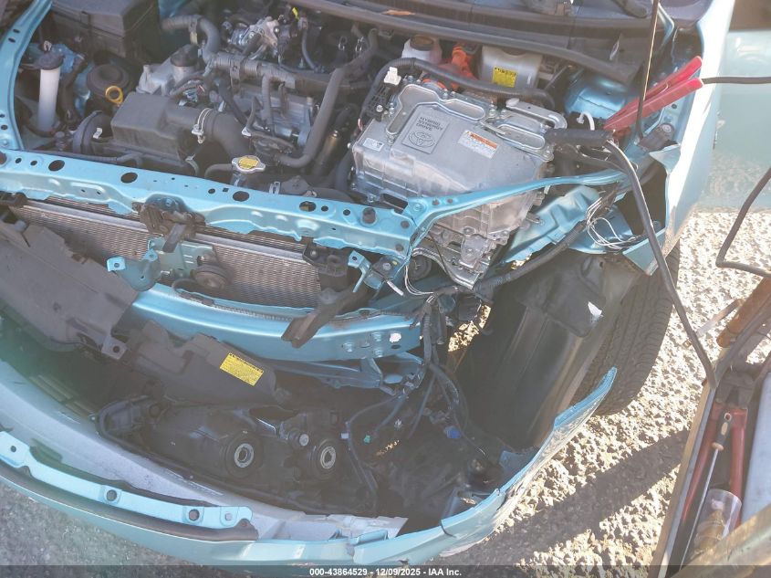 2013 Toyota Prius C Four VIN: JTDKDTB39D1048988 Lot: 43864529