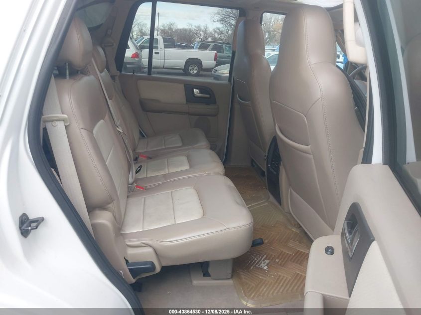 2004 Ford Expedition Eddie Bauer VIN: 1FMFU18L74LB43949 Lot: 43864530