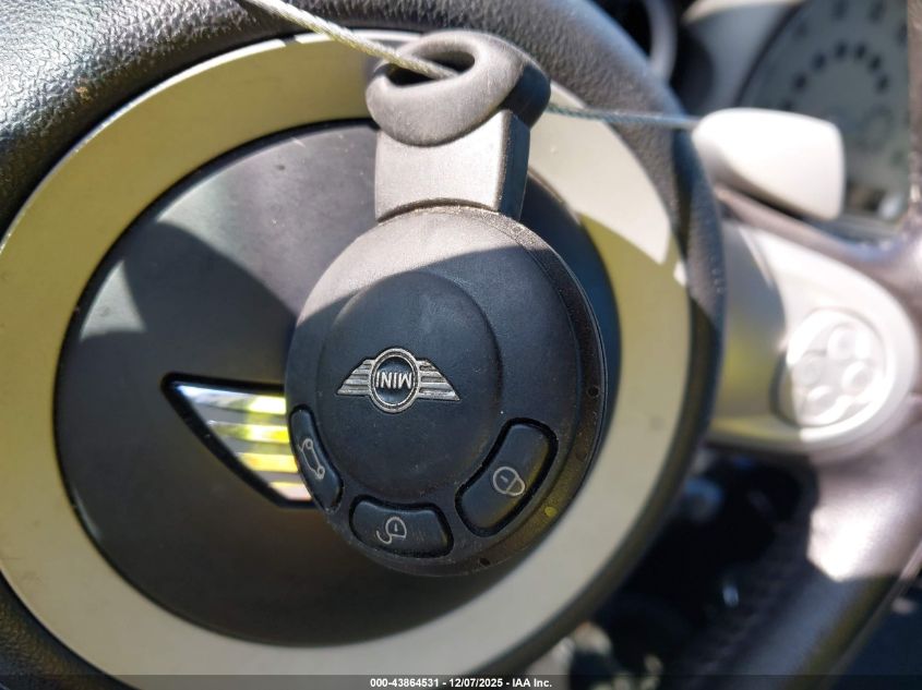 2009 Mini Cooper Clubman VIN: WMWML33589TX33665 Lot: 43864531