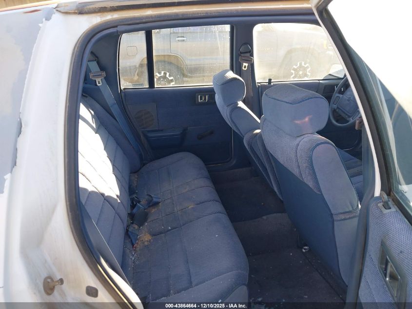 1992 Dodge Spirit VIN: 1B3XA46K6NF172079 Lot: 43864664