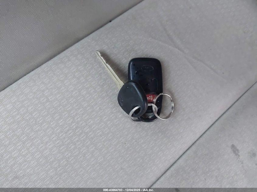 2007 Hyundai Elantra Gls/Limited/Se VIN: KMHDU46D57U081809 Lot: 43864703