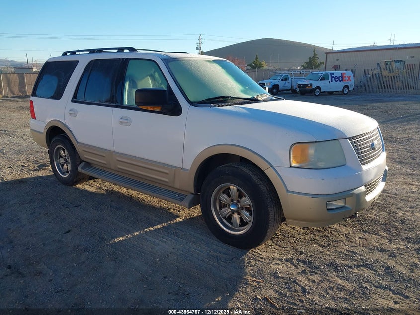 1FMFU18505LA89008 FORD EXPEDITION Photo 1