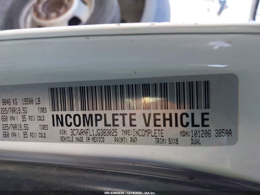 2018 Ram 5500 Chassis Tradesman/Slt/Laramie VIN: 3C7WRNFL1JG383025 Lot: 43864836