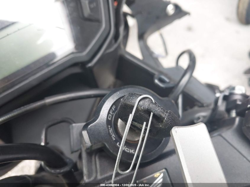 2013 Honda Cbr500 R VIN: MLHPC441XD5000576 Lot: 43864904