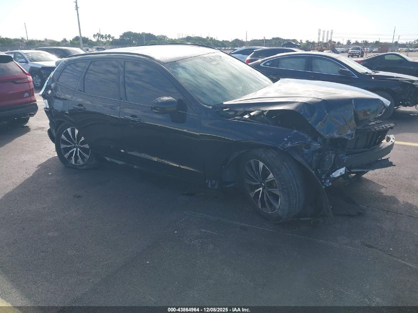 VOLVO XC60 B5 PLUS DARK THEME