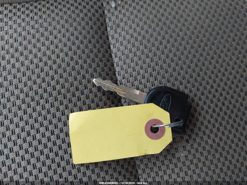 2005 Ford Escape Xlt VIN: 1FMYU93105KB77588 Lot: 43865005