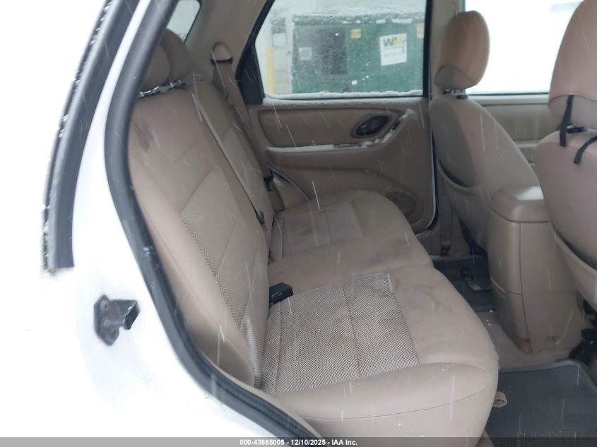 2005 Ford Escape Xlt VIN: 1FMYU93105KB77588 Lot: 43865005